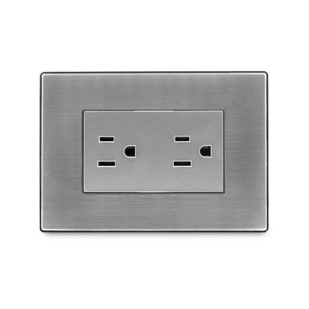 Imagen del Producto: TOMA DOBLE CON TIERRA PLATA - IGOTO en Area Electric