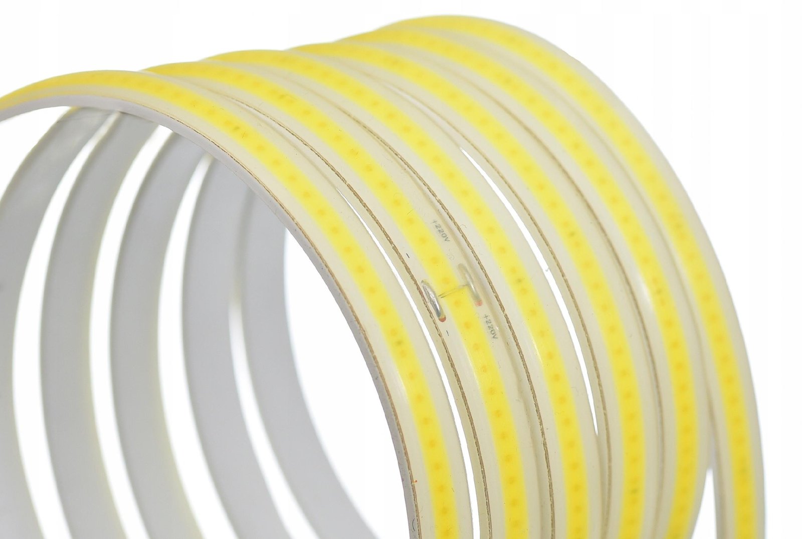 Imagen del Producto: CINTA LED COB x mts. 12MM 288 LED 110v 8w/m 680 lm/m 50mts 4000K GEMLIGHT en Area Electric